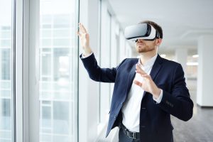 Faculty Conducts Hands-On VR Session Workshop for Students